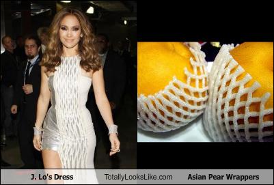J. Lo's Dress Totally Looks Like Asian Pear Wrappers