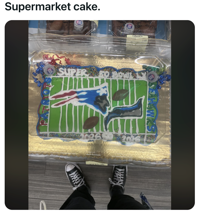 Supermarket cake. PAT SUPER SUPER FO BOWL 626 (1616) $6.99 HAWKSI