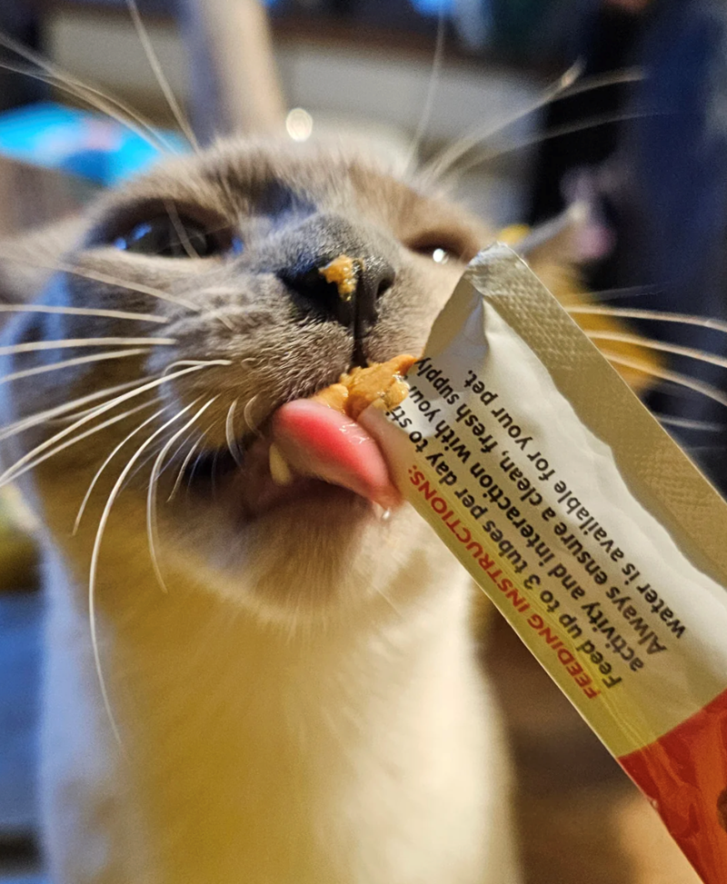 Feed up to 3 tubes per day to sti activity and interaction with your Always ensure a clean, fresh supply water is available for your pet. FEEDING INSTRUCTIONS: