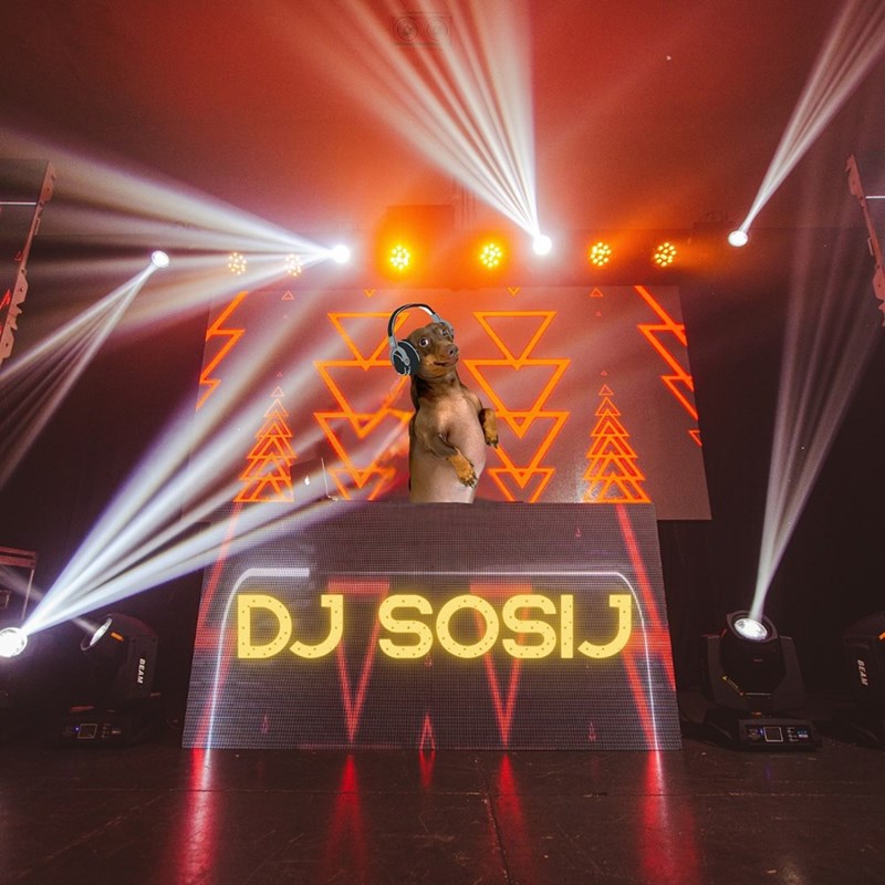 A DJ SOSIJ