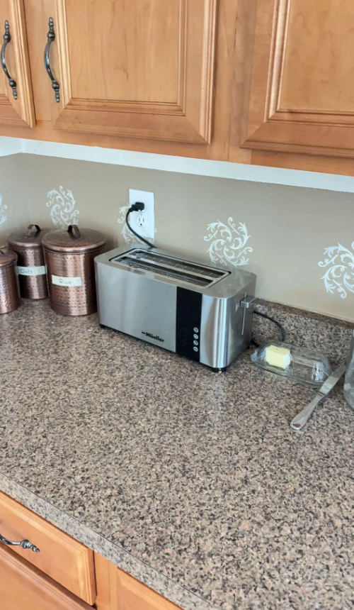 Cheezburger Image 10613565440