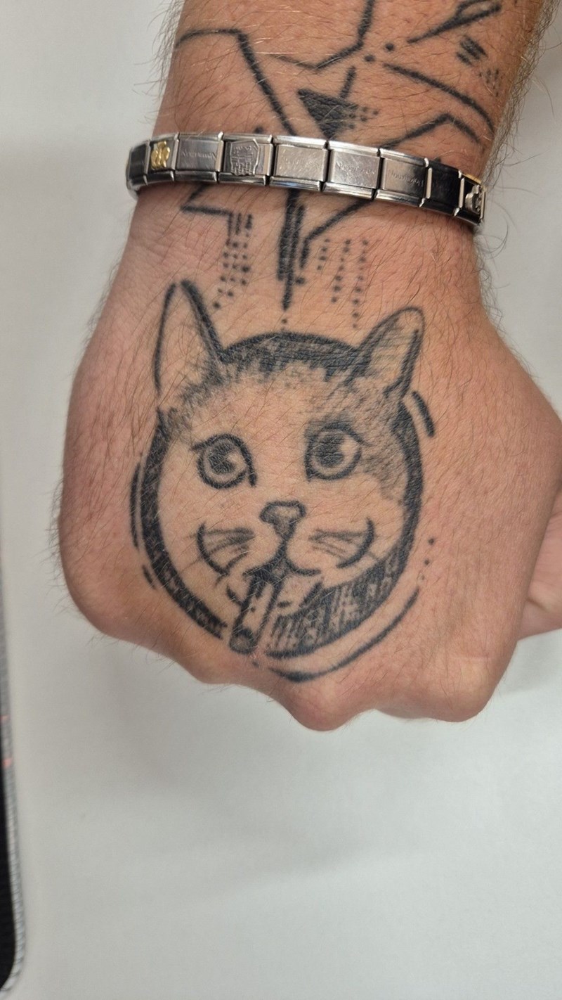 Cheezburger Image 10615178752