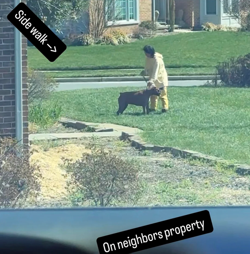 Side walk -> On neighbors property