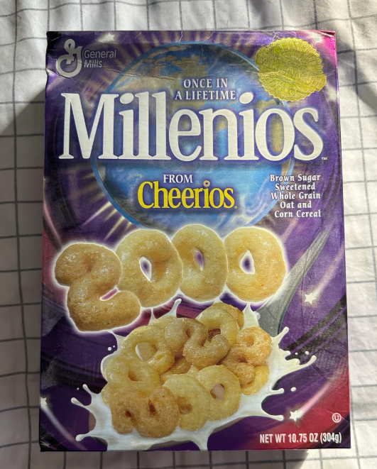 General Mills ONCE IN A LIFETIME Millenios FROM Cheerios Brown Sugar Sweetened Whole Grain Oat and Corn Cereal NET WT 10.75 OZ (304g)