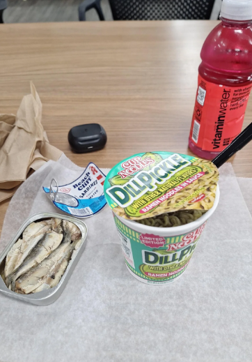 D CHP ARDINES SARDIA CUP DILLPICKLE RAMEN HOODLES IN SAUCE LIMITED EDITION DILLA AMEN vitaminwater