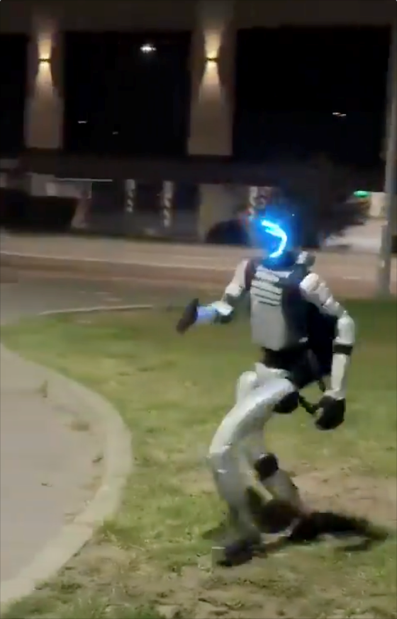 Cheezburger Image 10623899136