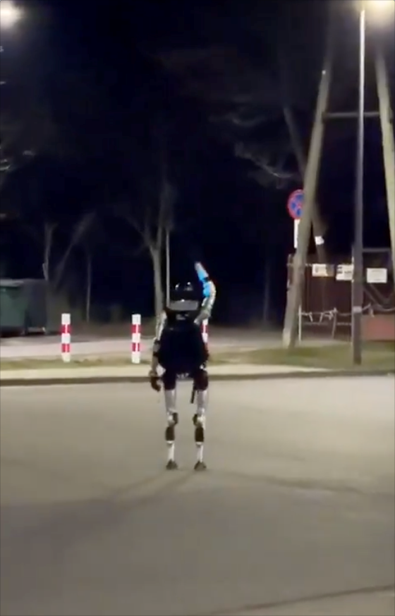 Cheezburger Image 10623899904