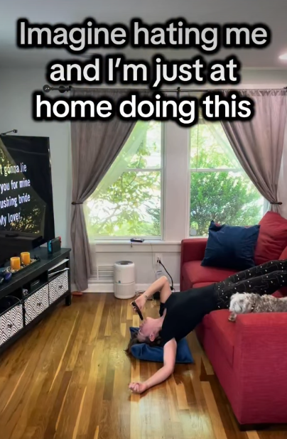 Imagine hating me and I'm just at home doing this gonna lie you for mine ushing bride