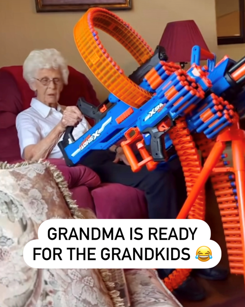 OHSX GRANDMA IS READY FOR THE GRANDKIDS XSH