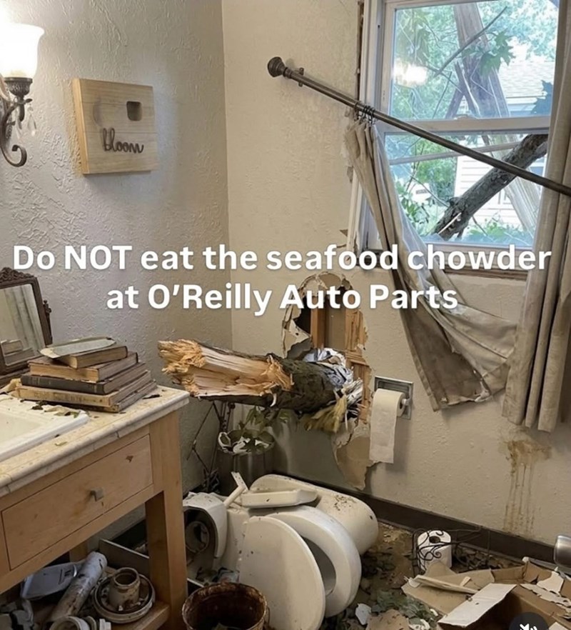 Bloom Do NOT eat the seafood chowder at O'Reilly Auto Parts