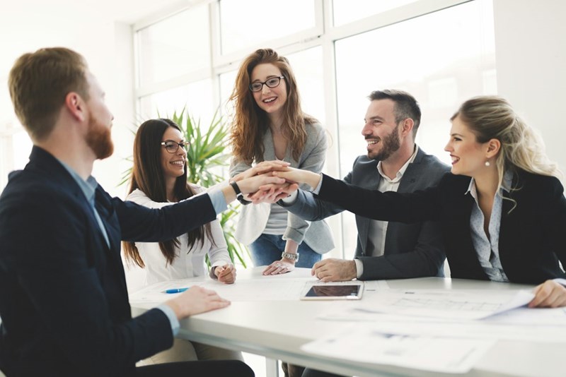 Succesful entrepreneurs and business people achieving goals
