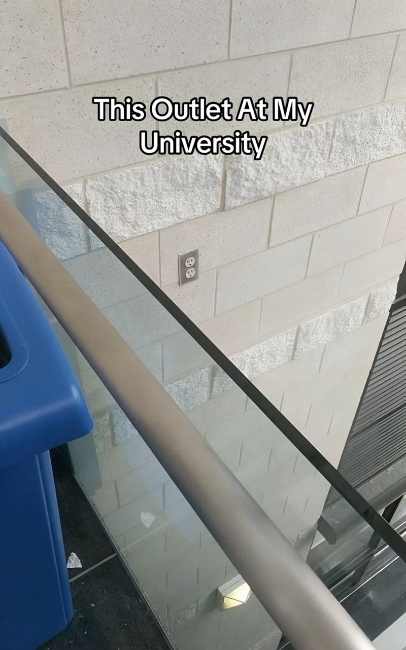 This Outlet At My University B