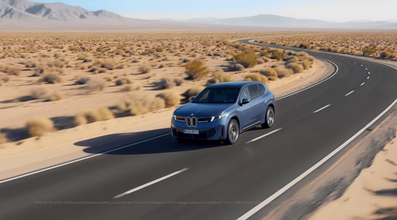 00 BMW X3 50 xDrive. Mandatory information according to German low 'Pkw-EnVKV based on WLTP: energy consumption combined: 17.9-15.1 kWh/100 km; CO