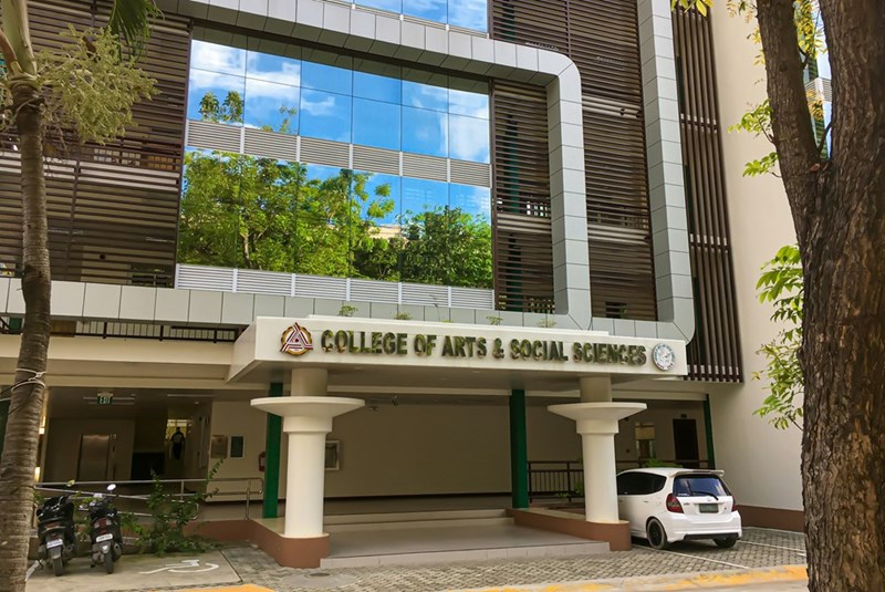 COLLEGE OF ARTS & SOCIAL SCIENCES