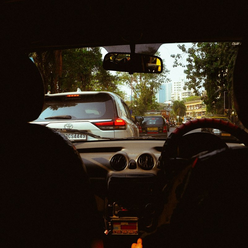 A representation of cars stuck in city traffic, illustrating the stop-and-start drive that made a hot road trip unbearable.