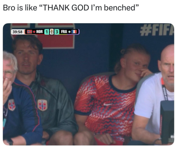 Bro is like "THANK GOD I'm benched" 39:58 NOR 13 FRA #FIF