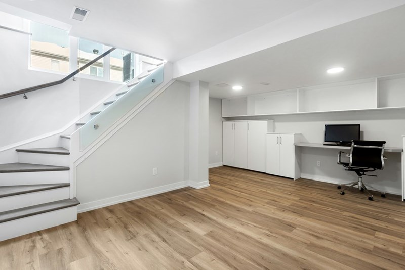 Model image of an empty room.