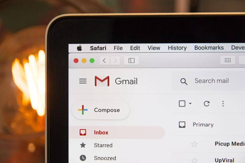 Safari File Edit View History III Gmail + Compose Inbox Starred L Snoozed Bookmarks Deve Search mail C : Primary Picup Medi UpViral