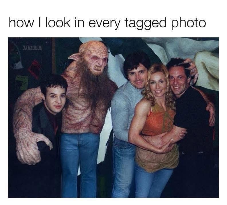 JANZULU how I look in every tagged photo 肆