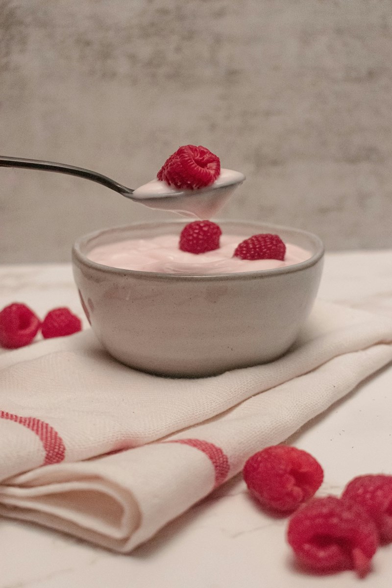 Cultured yogurt tastes great cold, but less great when it's at room temperature. 