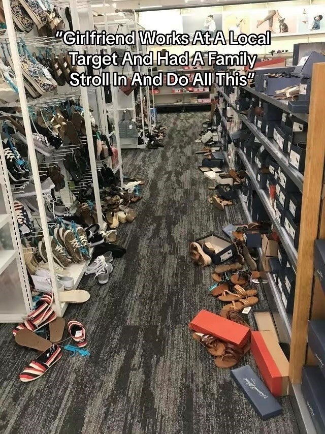 "Girlfriend Works At A Local Target And Had A Family Stroll In And Do All This"