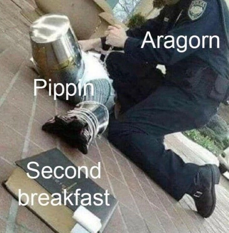 Pippin Second breakfast Aragorn