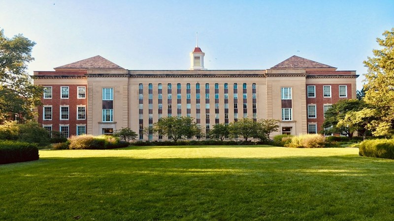 A college university building seen from the front.