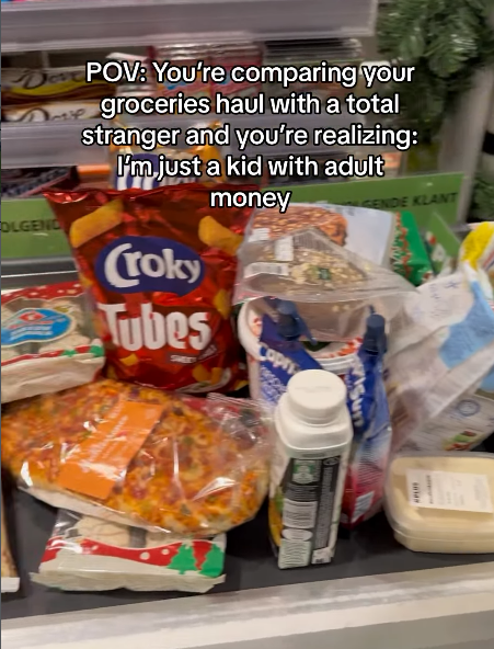 COLGEND POV: You're comparing your groceries haul with a total stranger and you're realizing: I'm just a kid with adult money Croky Tubes GENDE KLANT