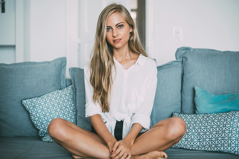 A young, beautiful woman who is not the brightest crayon in the box, according to her mother-in-law.