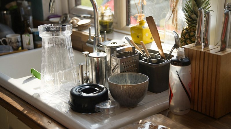 Dishes drying