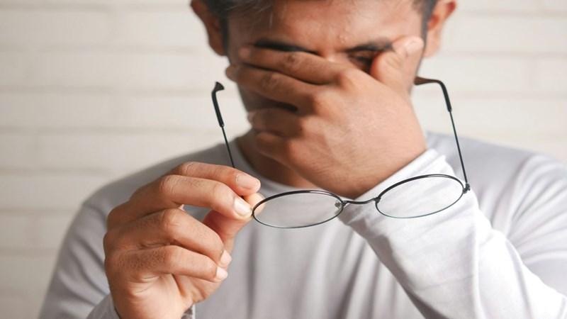 A man looking stressed. Image for illustrative purposes.