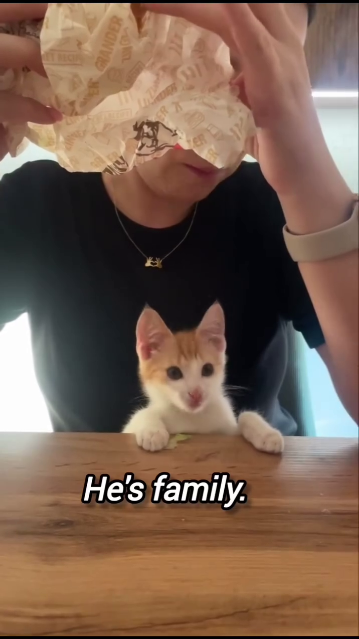 ET RECI He's family. GRANDER