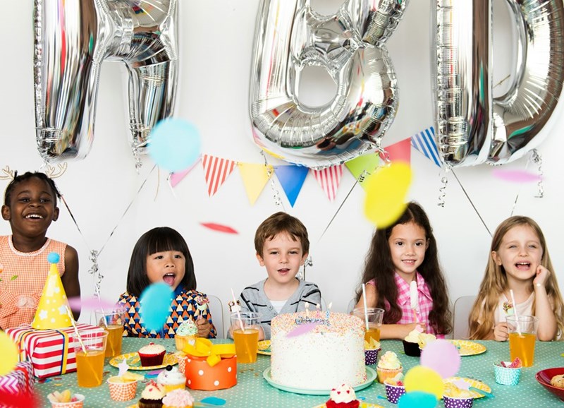 Kids at a birthday party