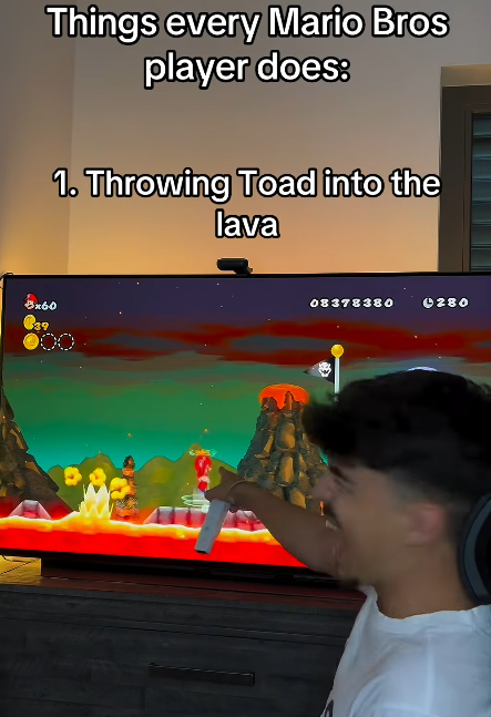 Bx60 39 Things every Mario Bros player does: 1. Throwing Toad into the lava 08378380 0280
