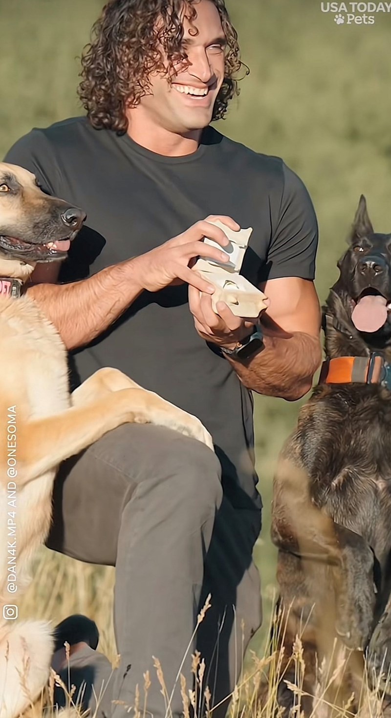 O @DAN4K.MP4 AND @ONESOMA 22 USA TODAY Pets