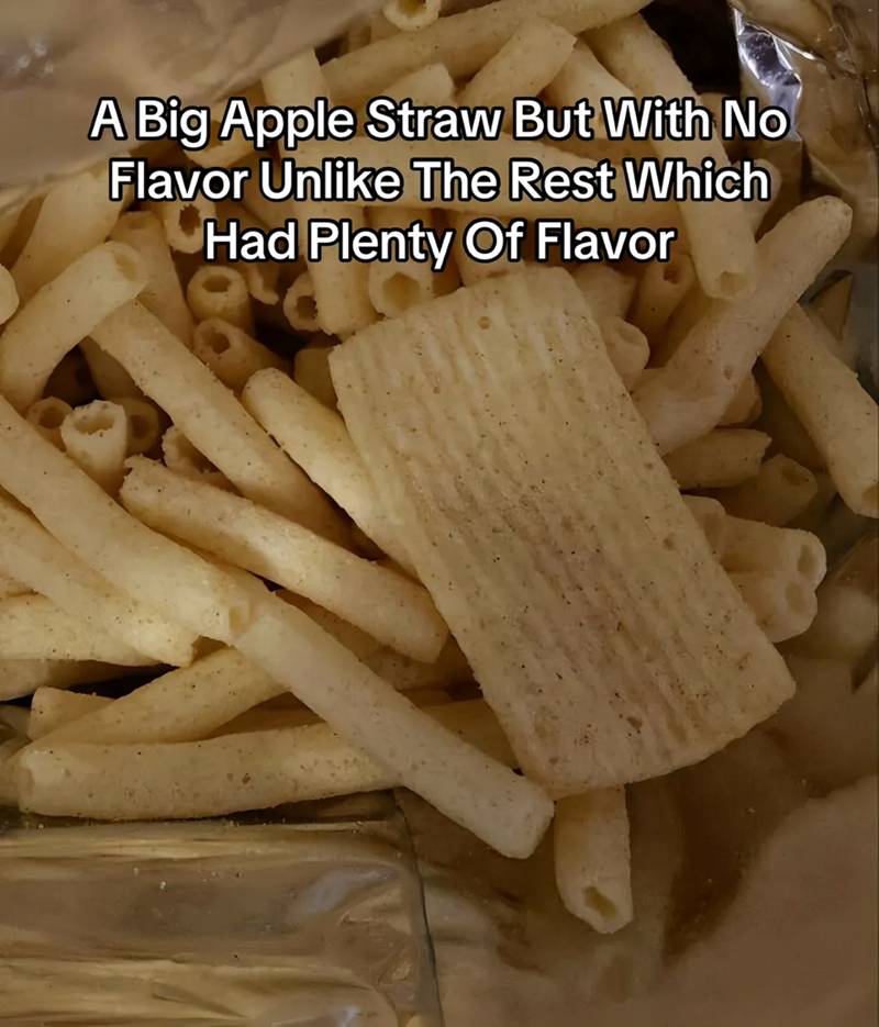 A Big Apple Straw But With No Flavor Unlike The Rest Which Had Plenty Of Flavor