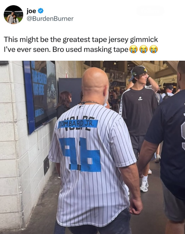 joe ❤ @BurdenBurner This might be the greatest tape jersey gimmick I've ever seen. Bro used masking tape LOMBARD JR. Ab