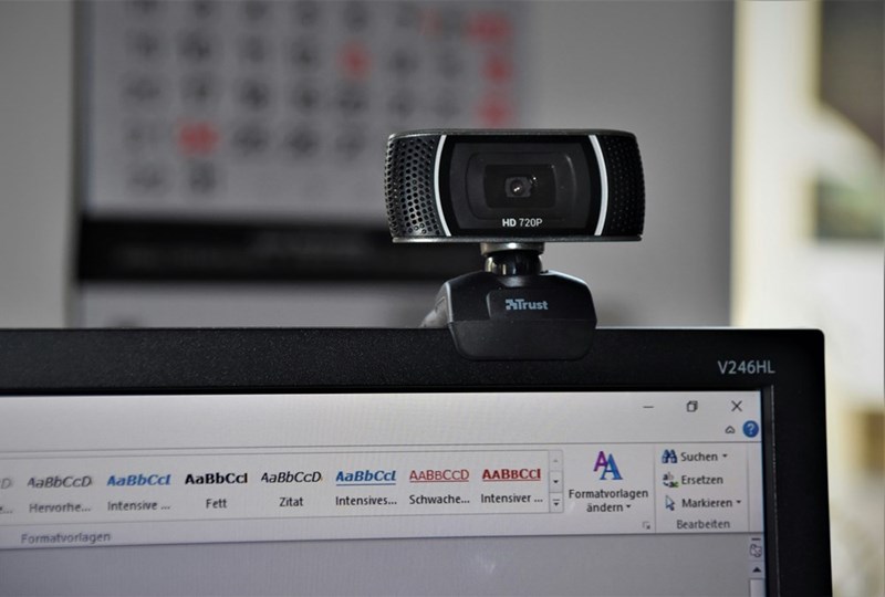 HD 720P Trust V246HL -D AaBbCcD AaBbCc AaBbCc AaBbCcD AaBbCct AABBCCD AABBCCI A Formatvorlagen Hervorhe... Intensive... Fett Zitat Intensives... Schwache... Intensiver... ändern Formatvorlagen *」 6 x Suchen- G Ersetzen Markieren - Bearbeiten
