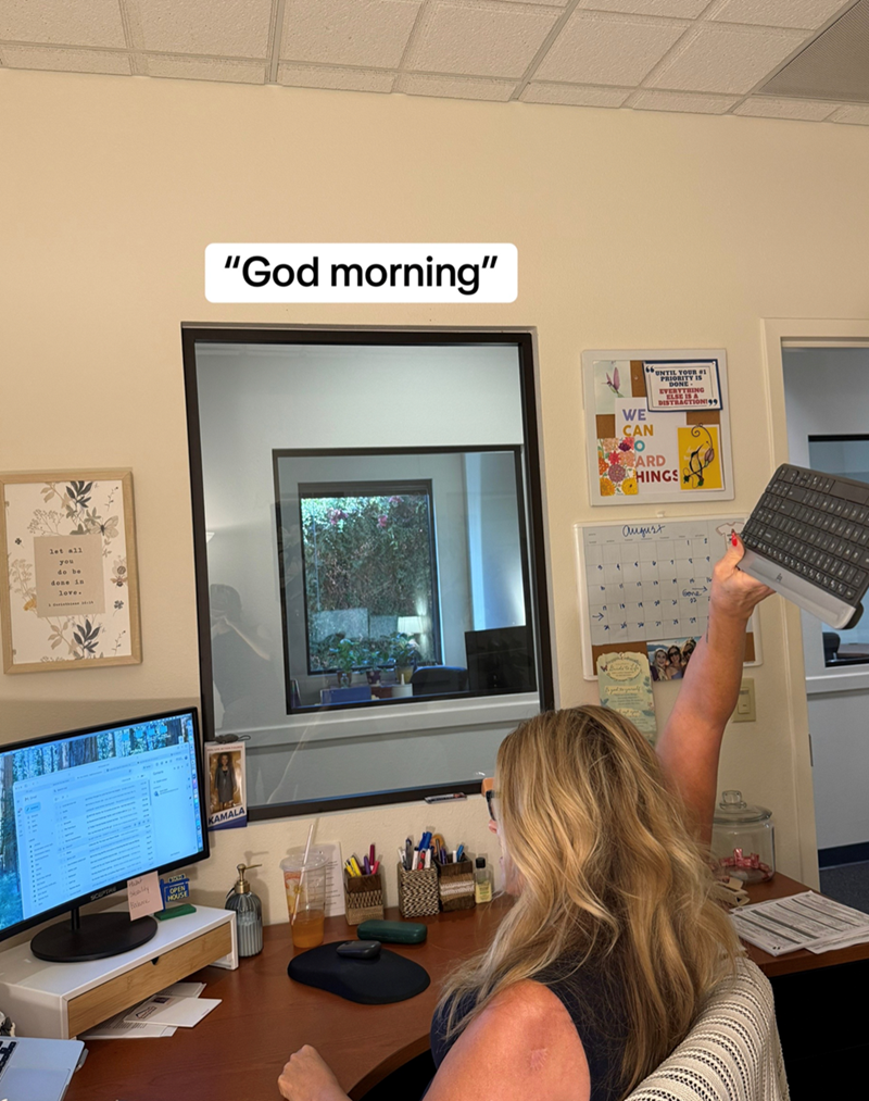 let all you do be done in love. A 36-39 Stality Baume OPEN HOUSE KAMALA "God morning" WE 66 UNTIL YOUR #1 CAN PRIORITY IS DONE- EVERYTHING ELSE IS A DISTRACTION199 Ο ARD HINGS August 1 8 4 " " " Gone 03 21 2