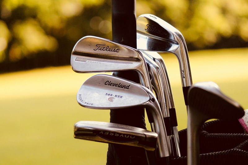 Titleist FORGE OFEX. FACE Cleveland 588 RTX Tulus