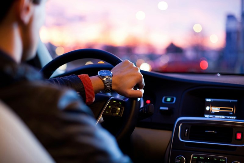 Driver heading home after refusing to become his friend's free Uber for strangers.