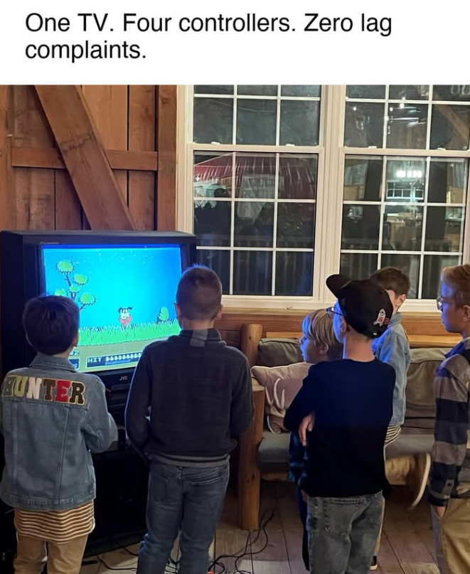 One TV. Four controllers. Zero lag complaints. BUNTER 00