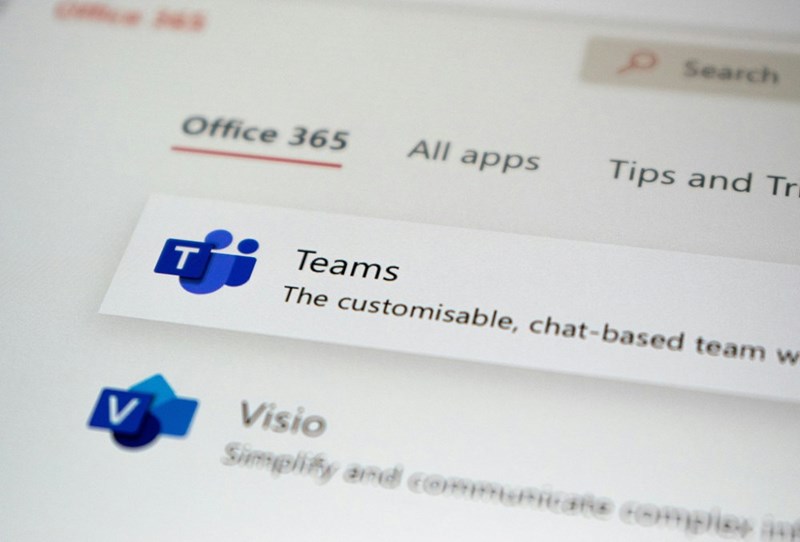 An “urgent” task is sent to an employee's chat just five minutes after the end of the shift.