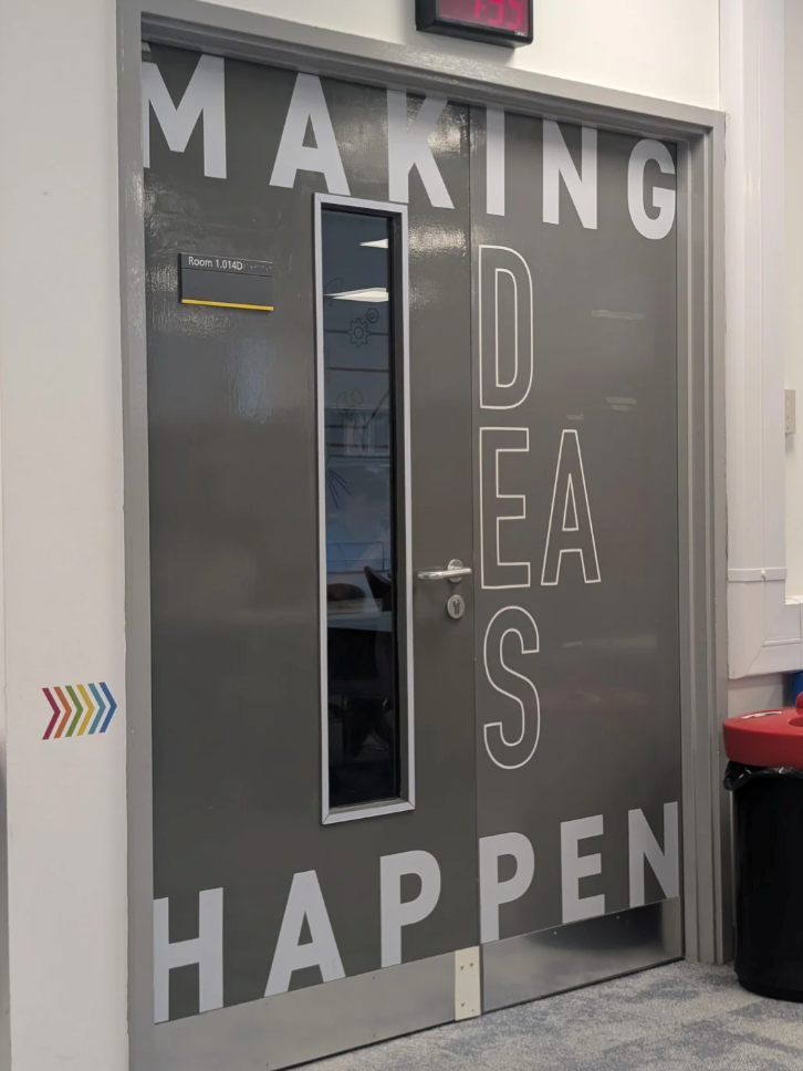 MAKING Room 1.014D D EA S HAPPEN