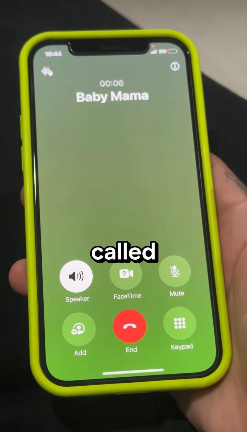 10:44 00:06 Baby Mama called ? O Speaker FaceTime Mute , Add End Keypad