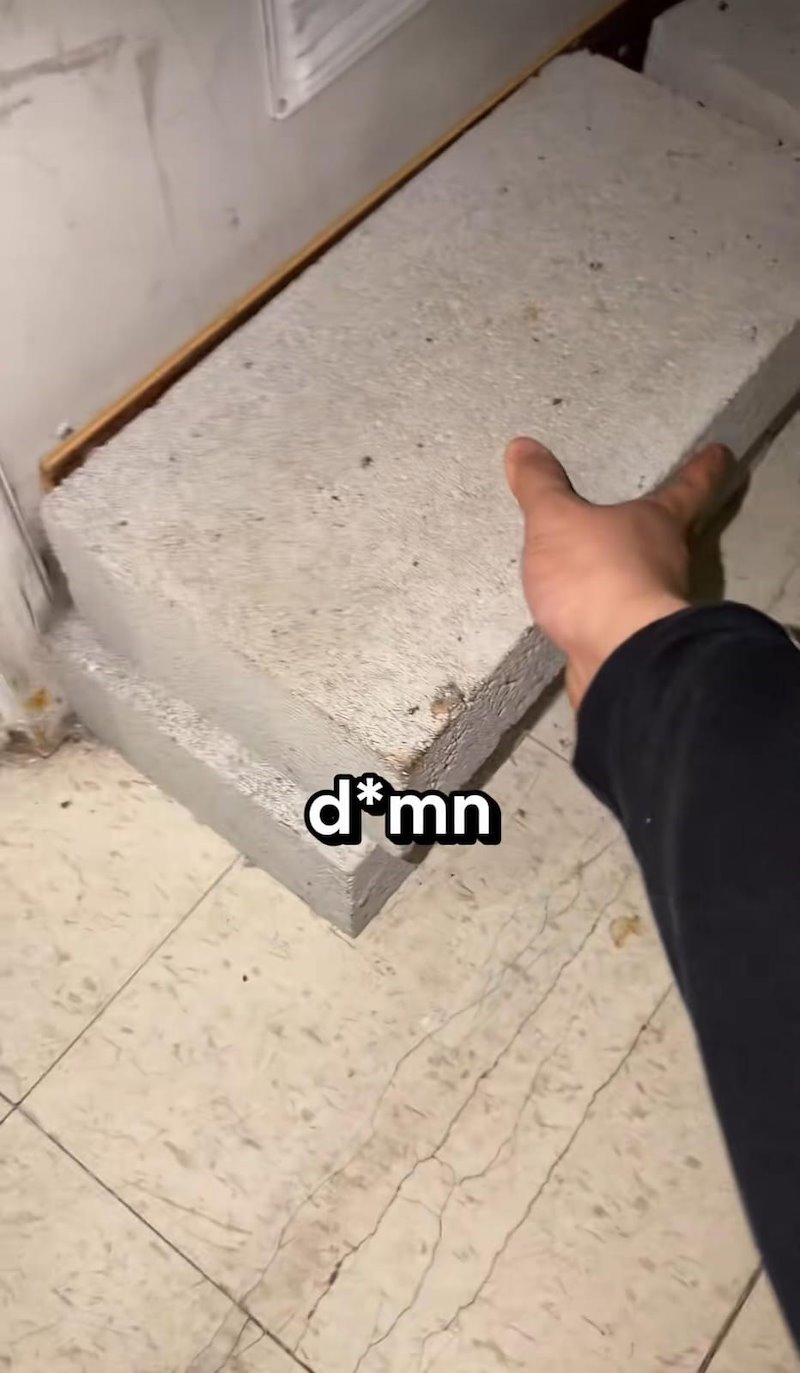 d*mn