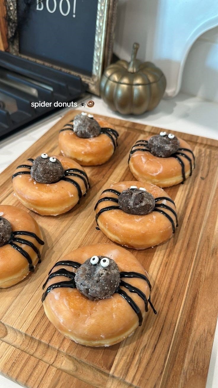 spider donuts O