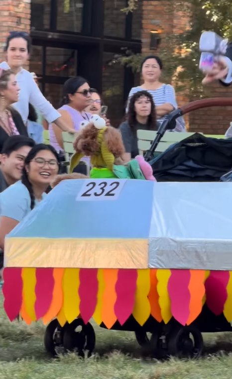 232