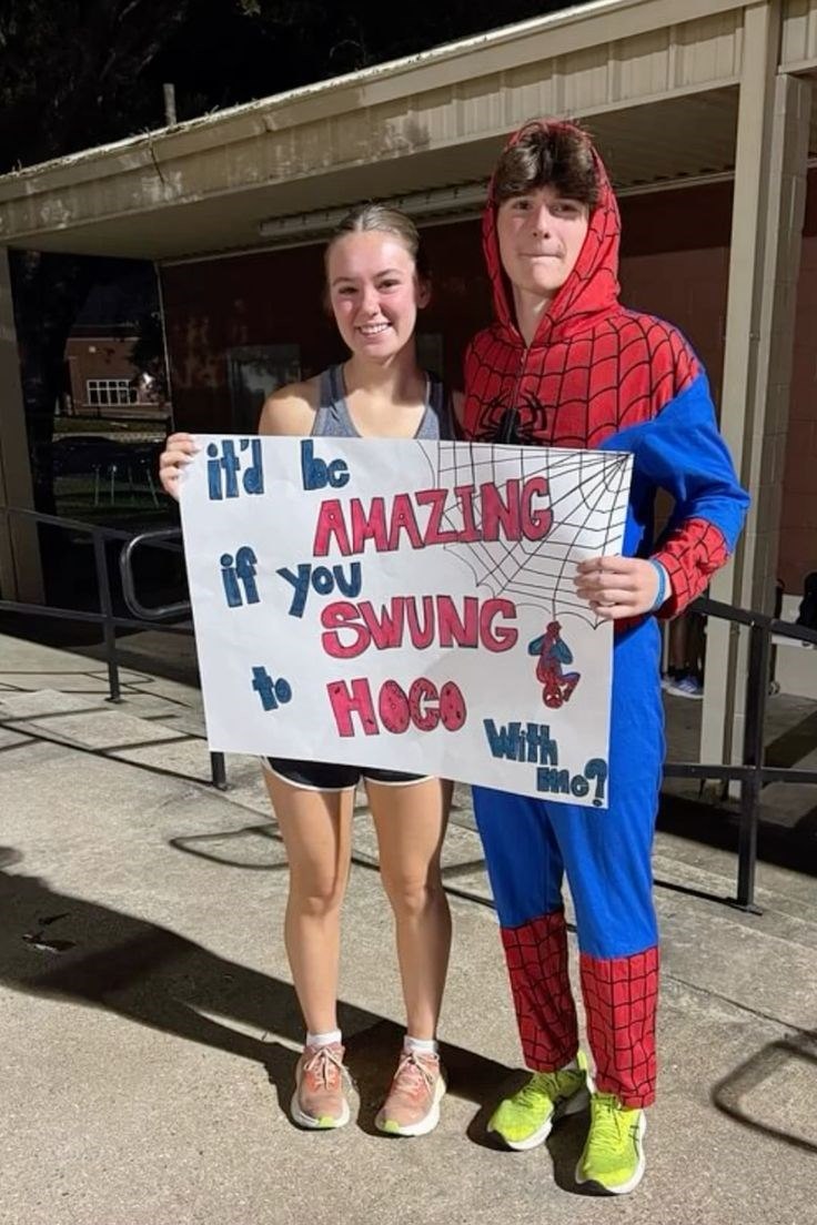 H it'd be AMAZING if you SWUNG , to HOGO With