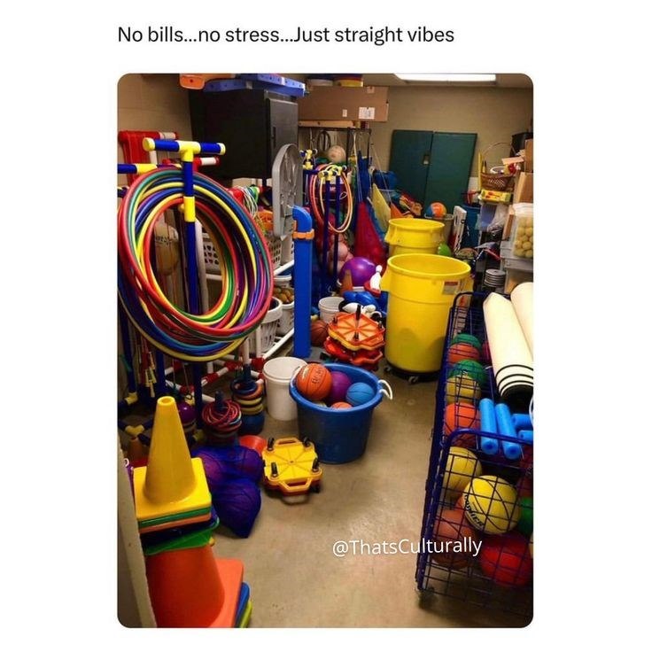 No bills...no stress...Just straight vibes @Thats Culturally